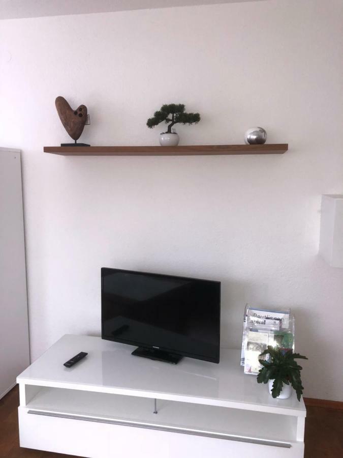 เฟโว ร็อยท์ลิงเงิน Apartment รอยท์ลิงเงน ภายนอก รูปภาพ